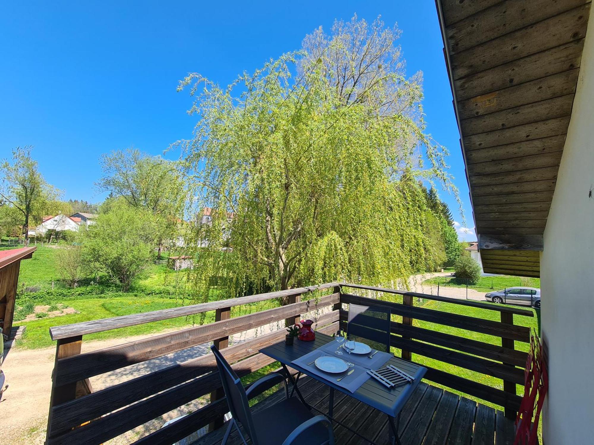 Sous Le Saule Apartment Nods Ngoại thất bức ảnh